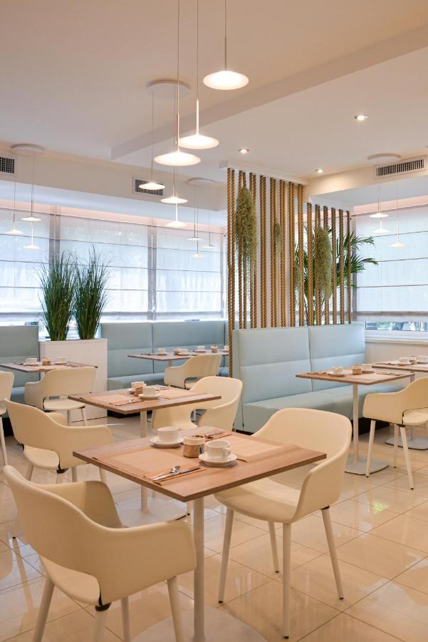 Hotel Renania 比比翁 外观 照片